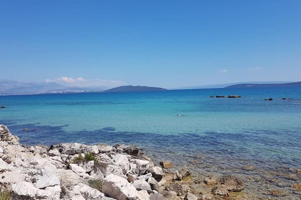 Apartment Eso Kastela Bagian luar foto